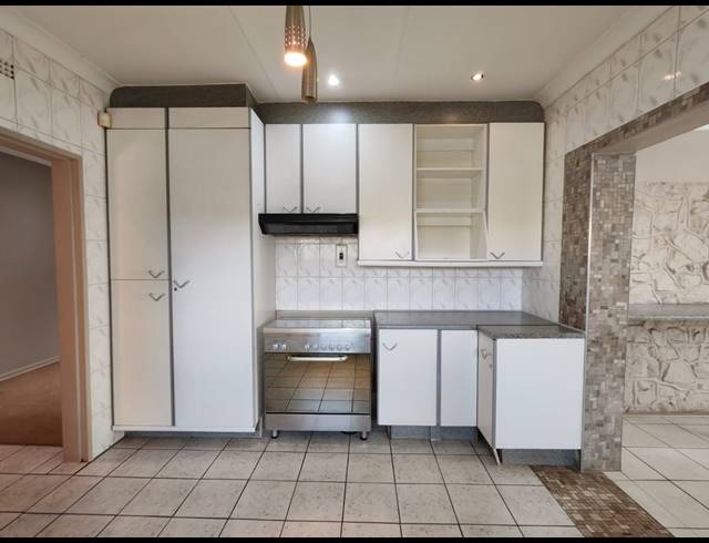 4 BEDROOM HOUSE FOR SALE IN ARCON PARK